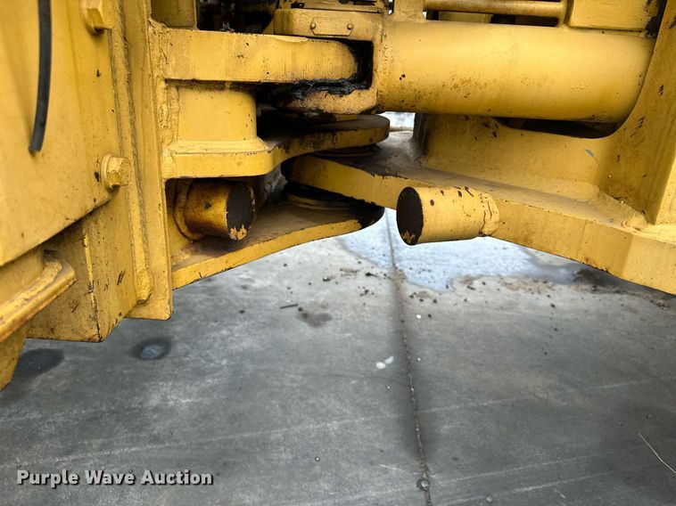 image for item LO9442 Kawasaki KSS70 wheel loader