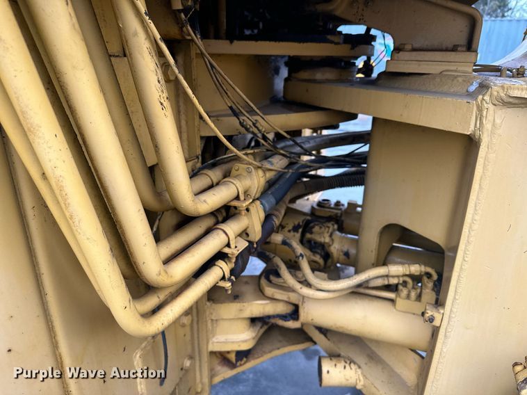 image for item LO9442 Kawasaki KSS70 wheel loader