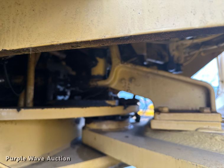 image for item LO9442 Kawasaki KSS70 wheel loader