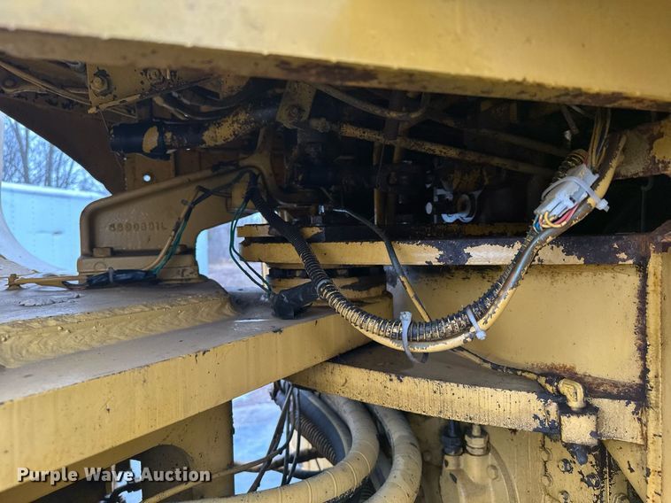 image for item LO9442 Kawasaki KSS70 wheel loader