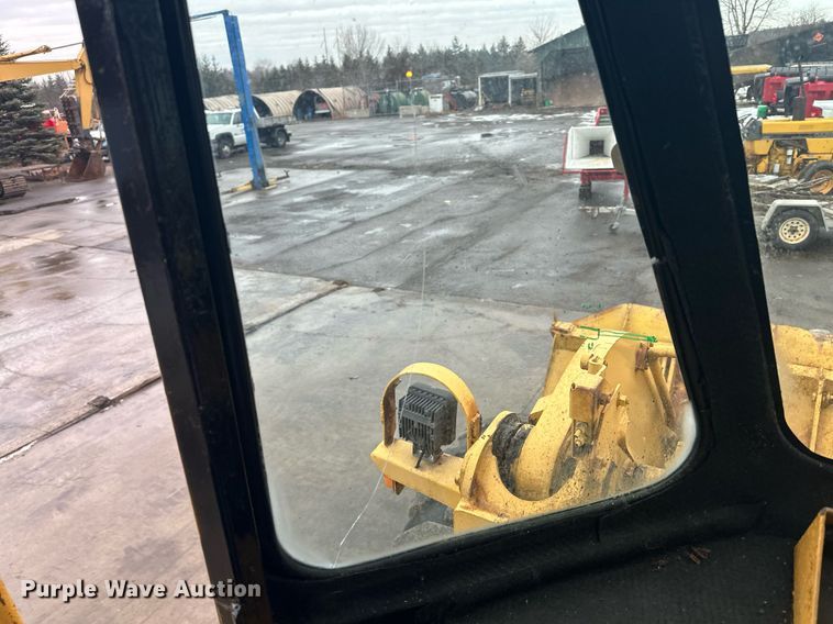 image for item LO9442 Kawasaki KSS70 wheel loader