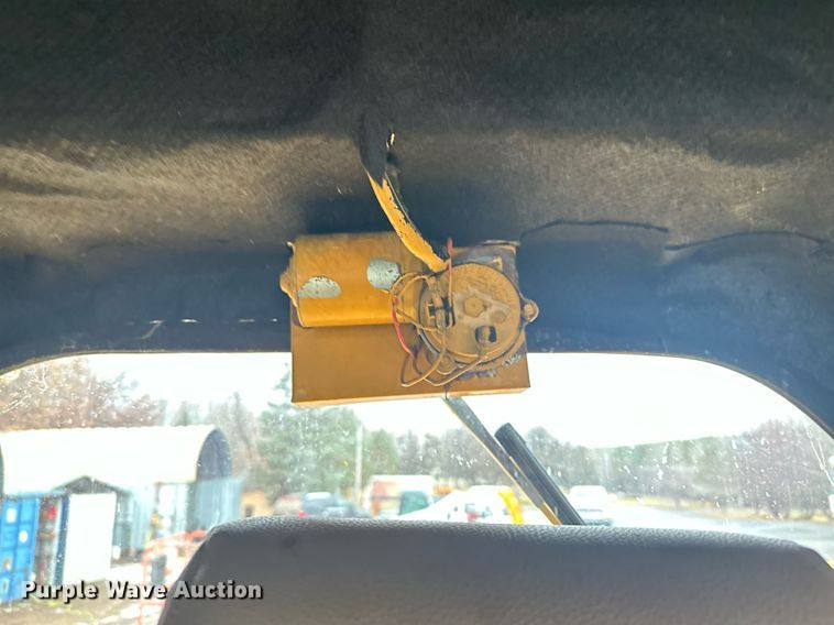 image for item LO9442 Kawasaki KSS70 wheel loader