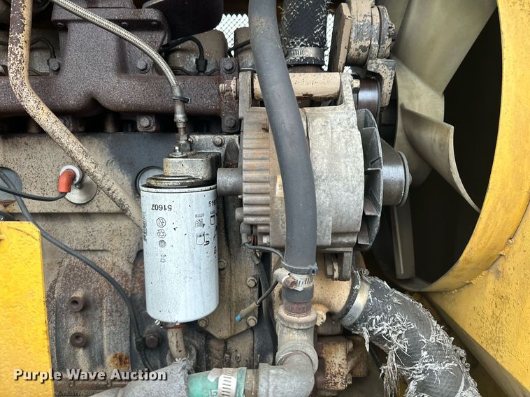 image for item LO9442 Kawasaki KSS70 wheel loader