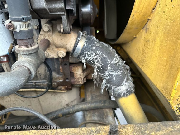 image for item LO9442 Kawasaki KSS70 wheel loader