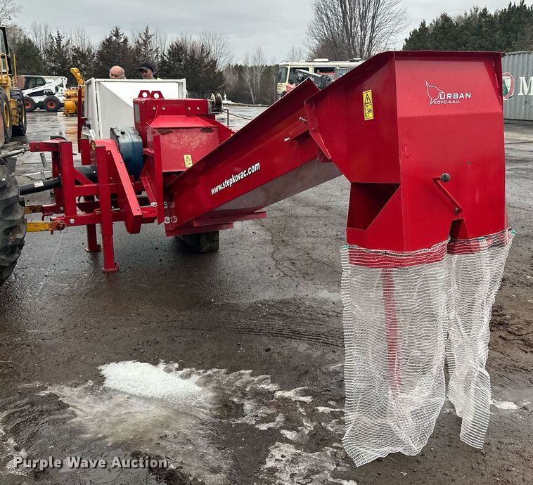 image for item LO9443 2016 Urban TR110  branch logger