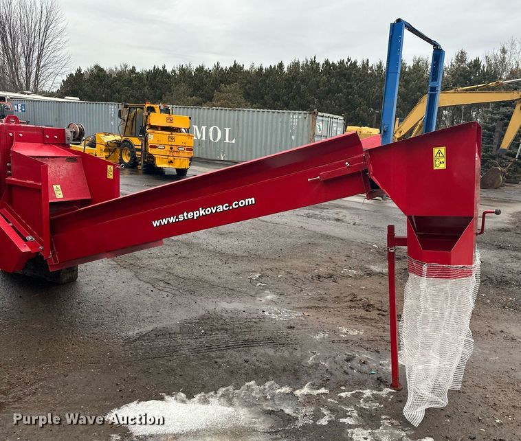 image for item LO9443 2016 Urban TR110  branch logger