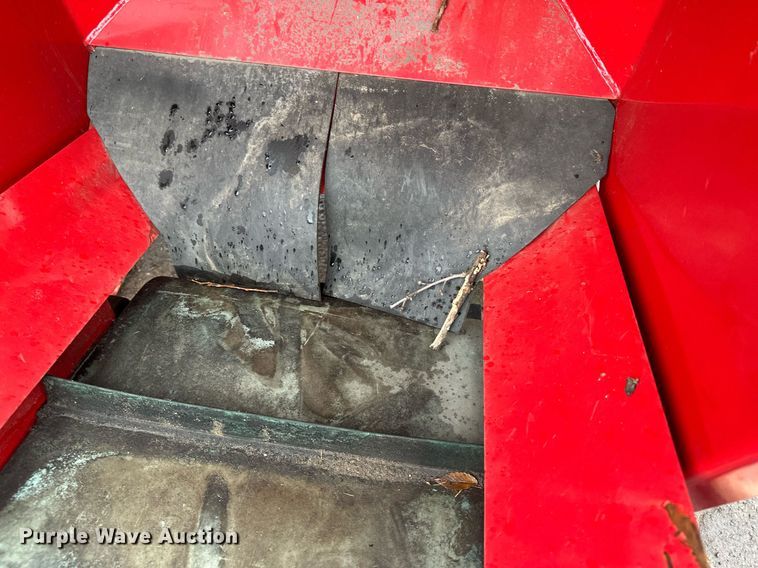 image for item LO9443 2016 Urban TR110  branch logger