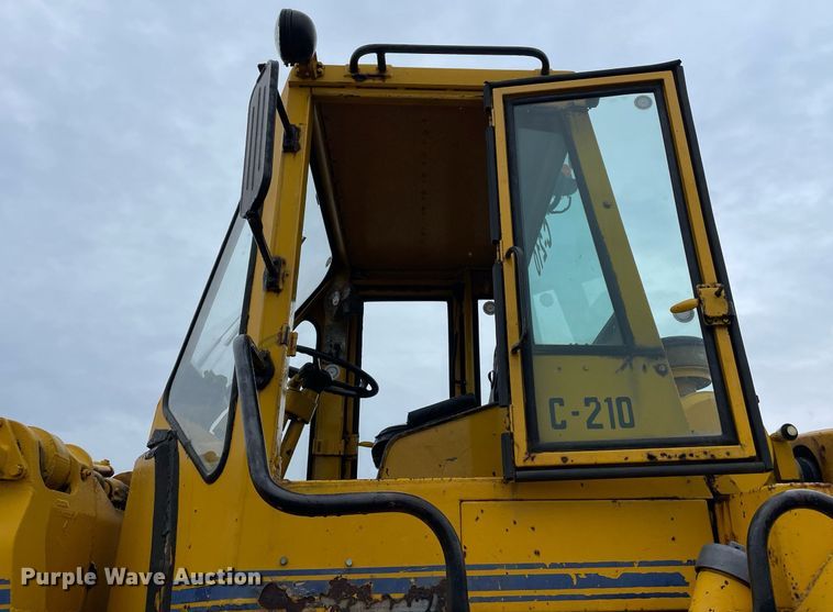 image for item LV9954 1970 Caterpillar 980B  wheel loader