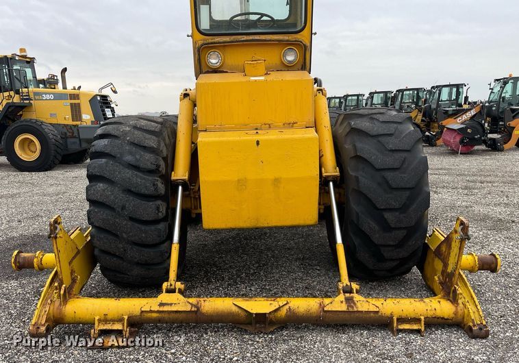 image for item LV9955 1965 Michigan 180TDGM  dozer