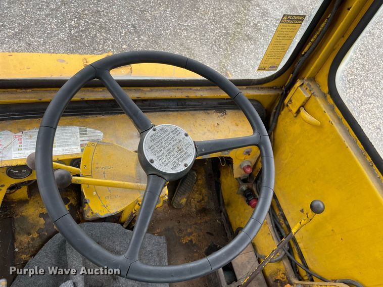 image for item LV9955 1965 Michigan 180TDGM  dozer
