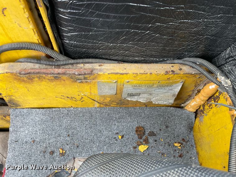 image for item LV9955 1965 Michigan 180TDGM  dozer