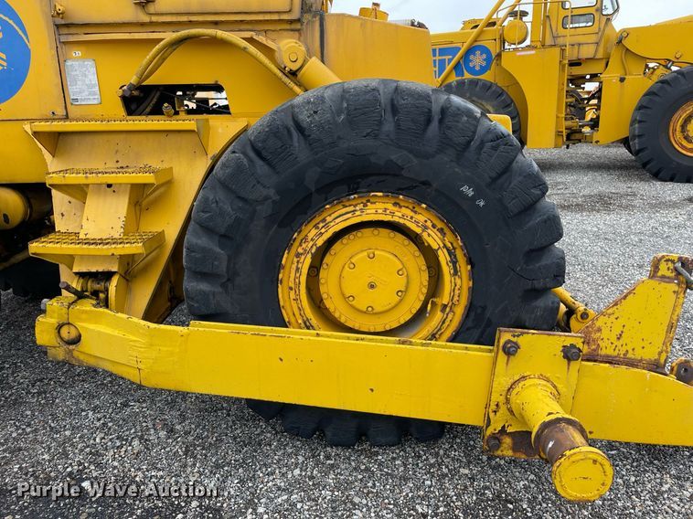 image for item LV9955 1965 Michigan 180TDGM  dozer