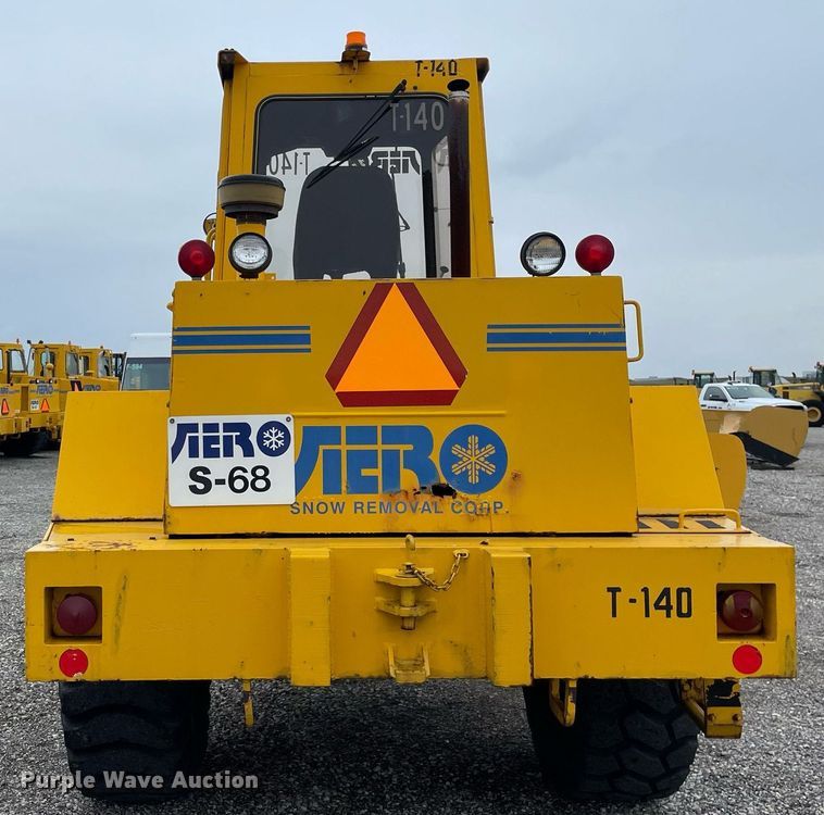 image for item LV9957 1988 Trojan 1900Z  wheel loader