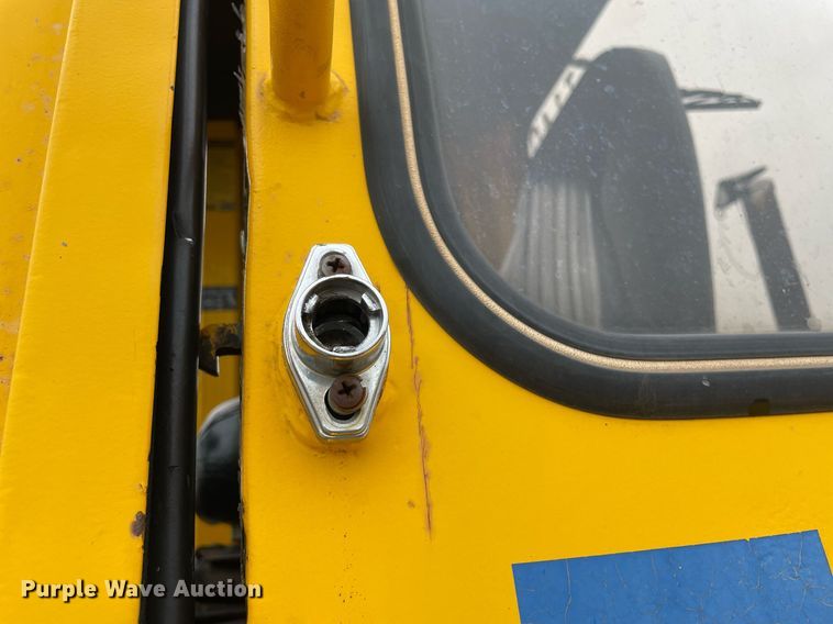 image for item LV9957 1988 Trojan 1900Z  wheel loader