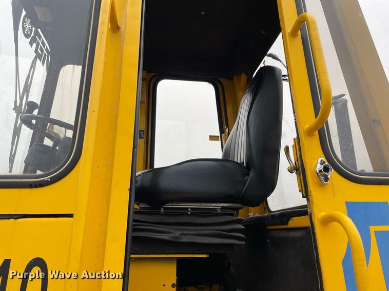 image for item LV9957 1988 Trojan 1900Z  wheel loader