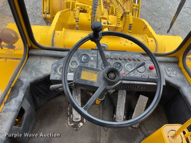 image for item LV9957 1988 Trojan 1900Z  wheel loader