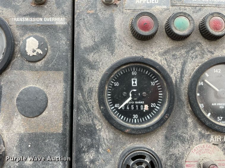 image for item LV9957 1988 Trojan 1900Z  wheel loader