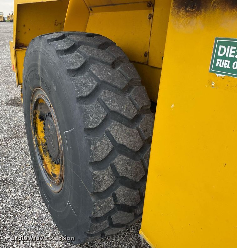 image for item LV9957 1988 Trojan 1900Z  wheel loader