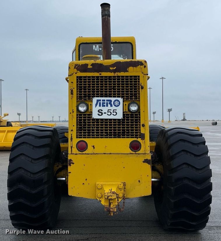 image for item LV9958 1964 Michigan 180TDC4  dozer