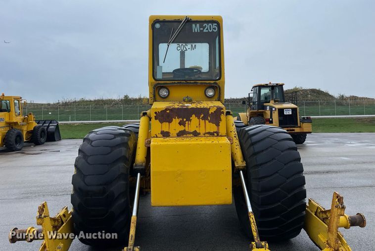 image for item LV9958 1964 Michigan 180TDC4  dozer