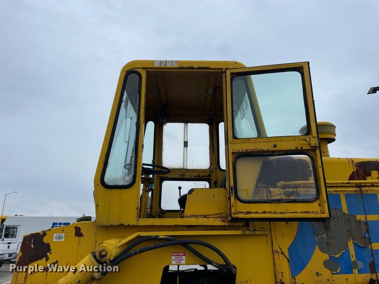image for item LV9958 1964 Michigan 180TDC4  dozer