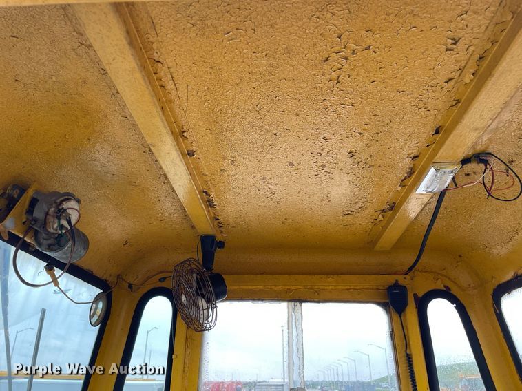 image for item LV9958 1964 Michigan 180TDC4  dozer