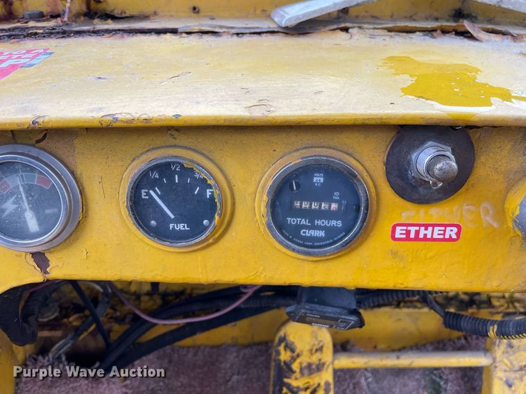 image for item LV9958 1964 Michigan 180TDC4  dozer