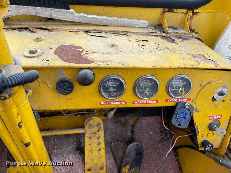 image for item LV9958 1964 Michigan 180TDC4  dozer
