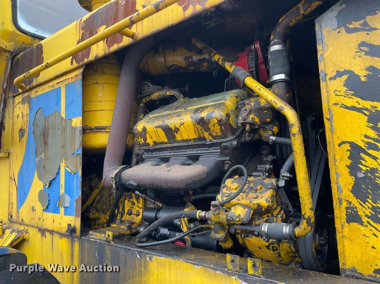 image for item LV9958 1964 Michigan 180TDC4  dozer