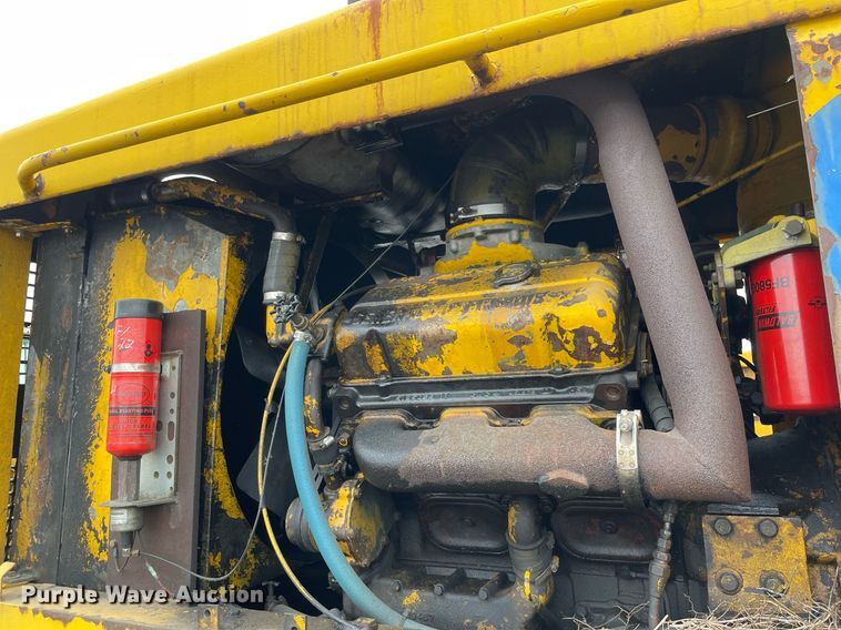 image for item LV9958 1964 Michigan 180TDC4  dozer