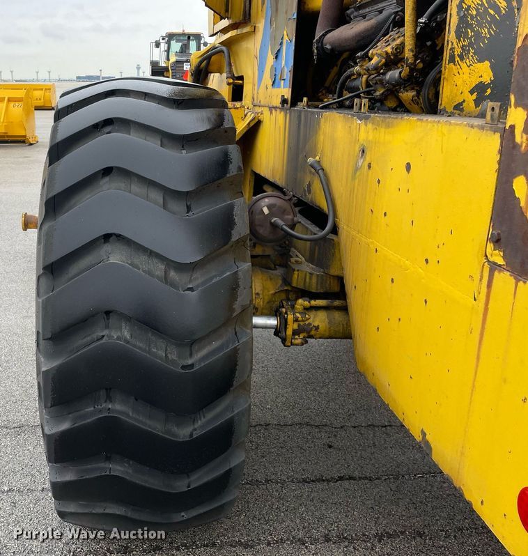 image for item LV9958 1964 Michigan 180TDC4  dozer