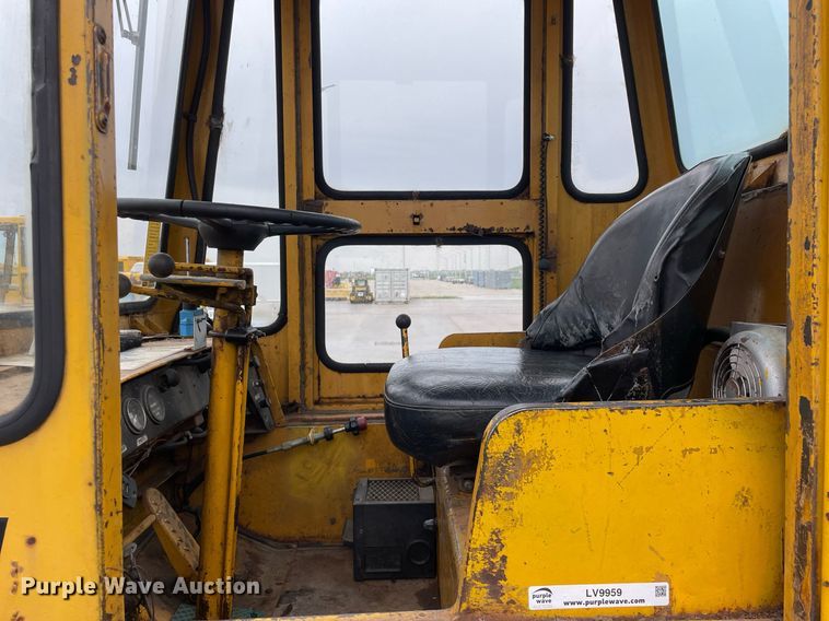 image for item LV9959 Michigan  dozer