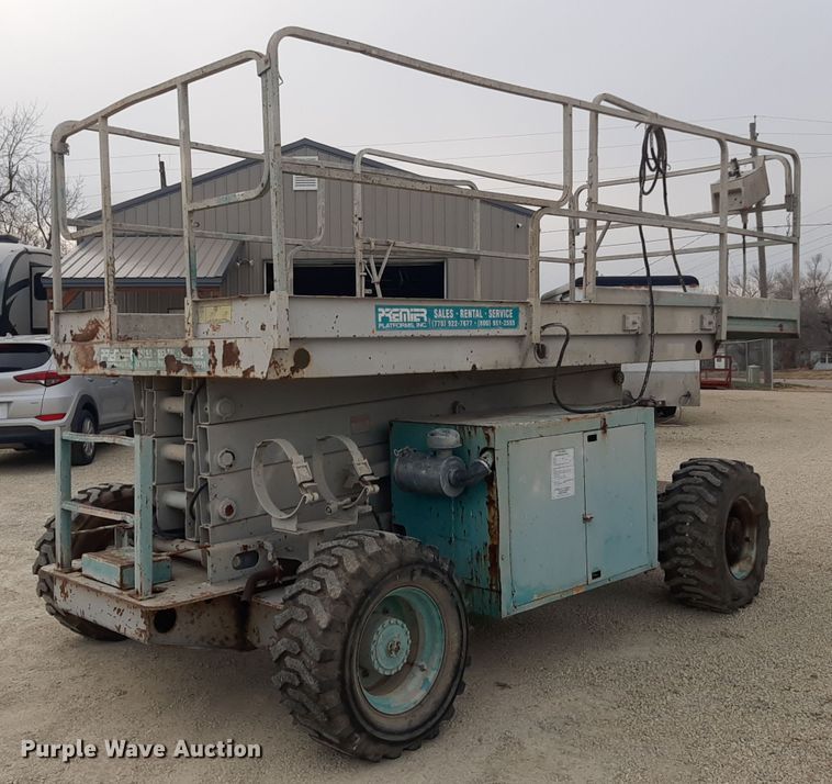 image for item LX9984 JLG 33RTS  scissor lift