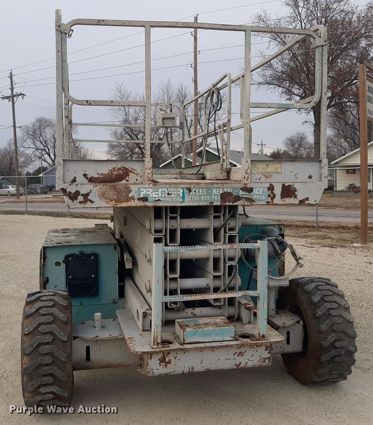 image for item LX9984 JLG 33RTS  scissor lift