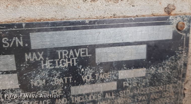 image for item LX9984 JLG 33RTS  scissor lift