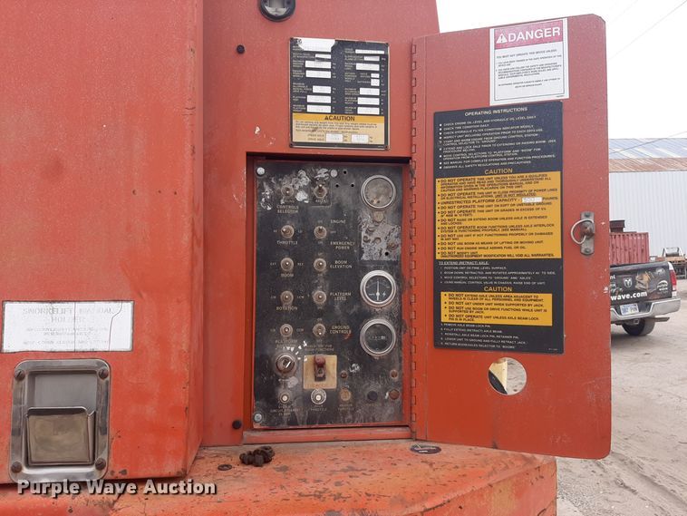 image for item LX9992 1995 Snorkelift TB80 boom lift