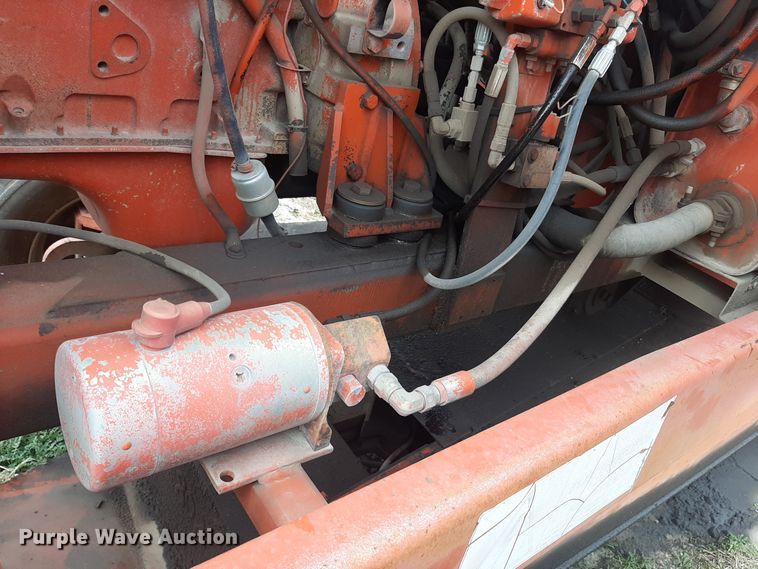 image for item LX9992 1995 Snorkelift TB80 boom lift