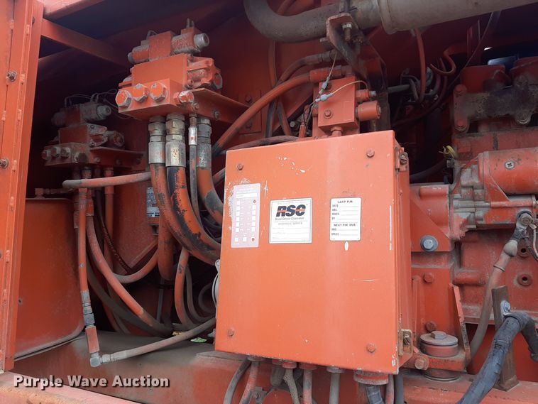 image for item LX9992 1995 Snorkelift TB80 boom lift