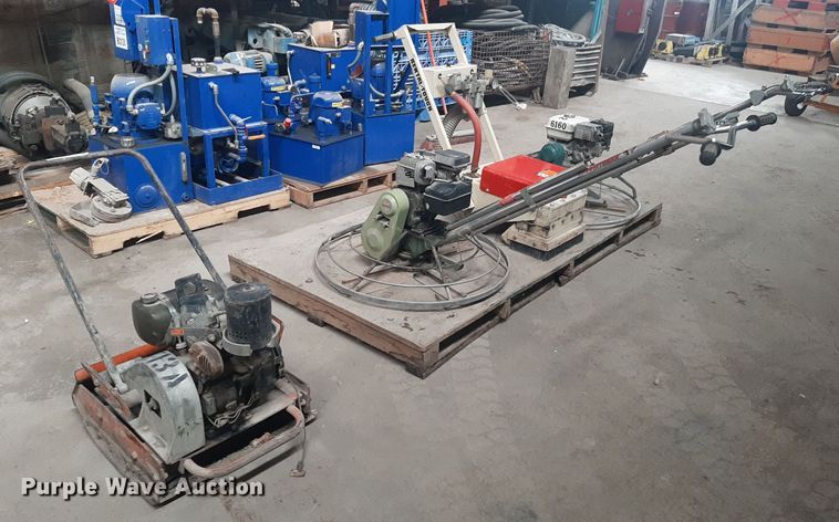 image for item LX9993 Concrete finishing tools