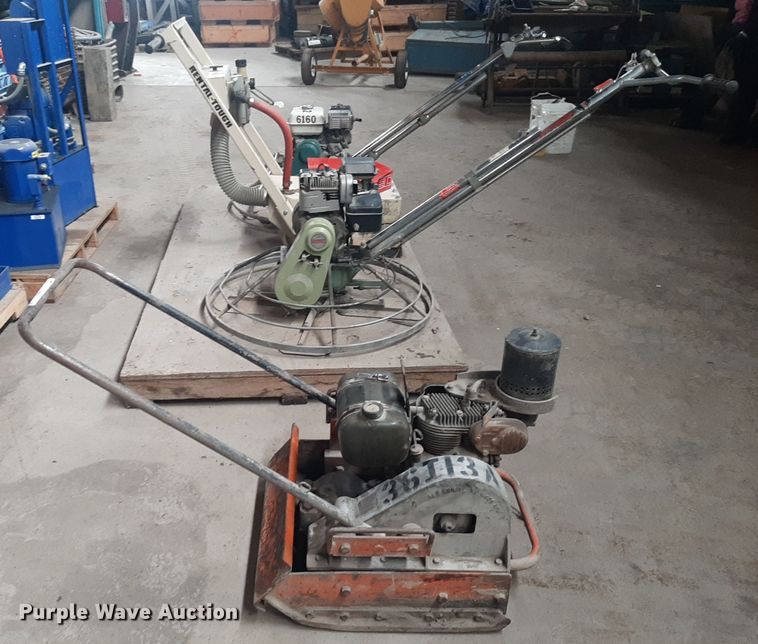 image for item LX9993 Concrete finishing tools