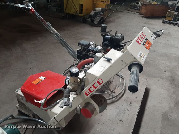 image for item LX9993 Concrete finishing tools