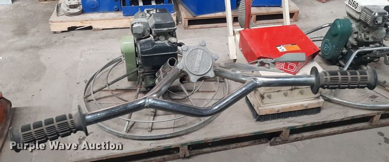 image for item LX9993 Concrete finishing tools