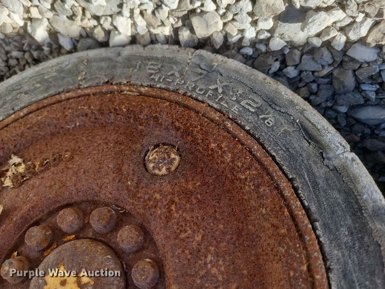 image for item MI9871 Caterpillar 422S  forklift