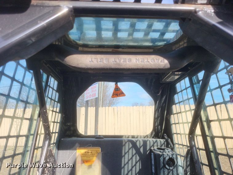 image for item MI9878 2016 Bobcat S70  skid steer loader