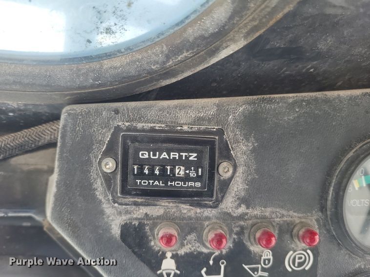 image for item MI9878 2016 Bobcat S70  skid steer loader