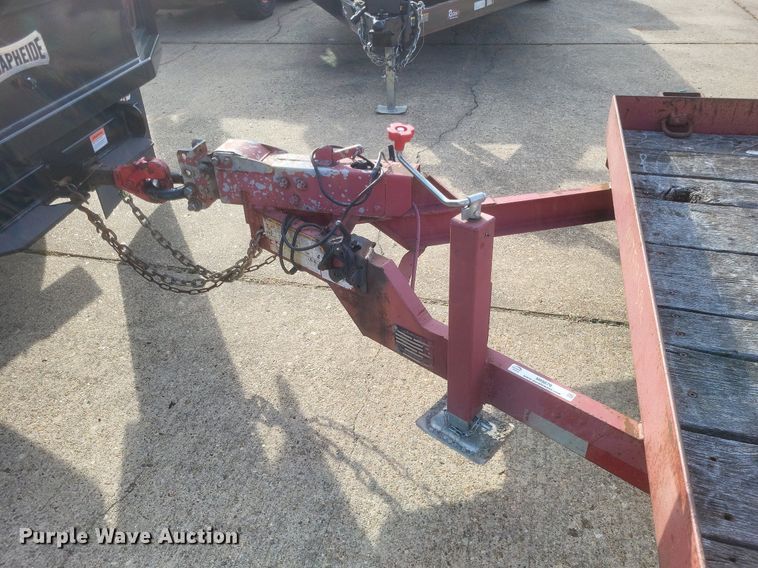 image for item MI9879 2013 Cronkhite 2616EHWA  equipment trailer