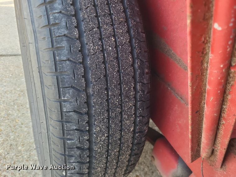 image for item MI9879 2013 Cronkhite 2616EHWA  equipment trailer