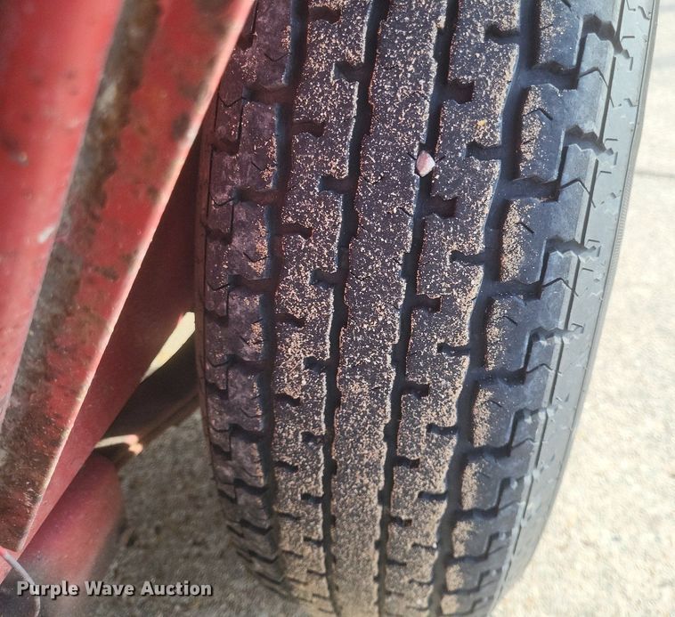 image for item MI9879 2013 Cronkhite 2616EHWA  equipment trailer