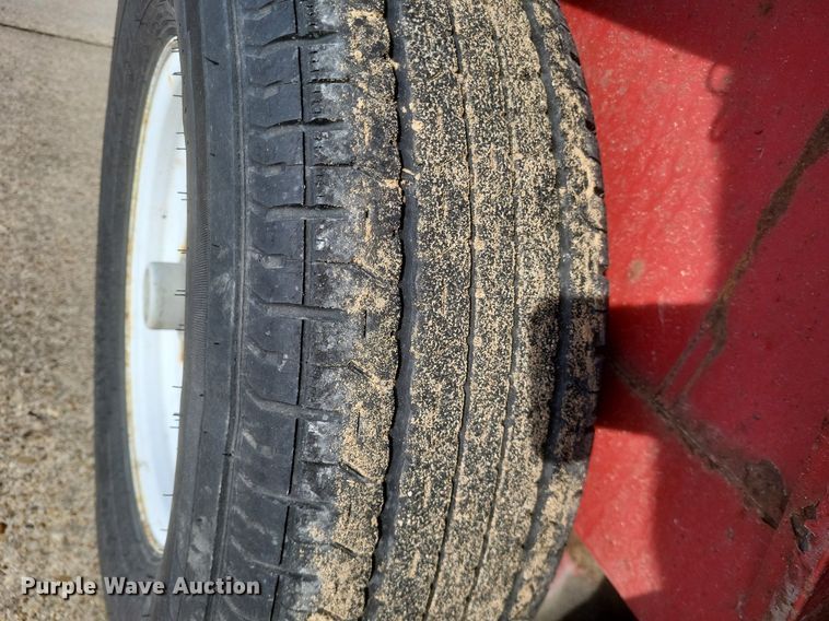 image for item MI9879 2013 Cronkhite 2616EHWA  equipment trailer