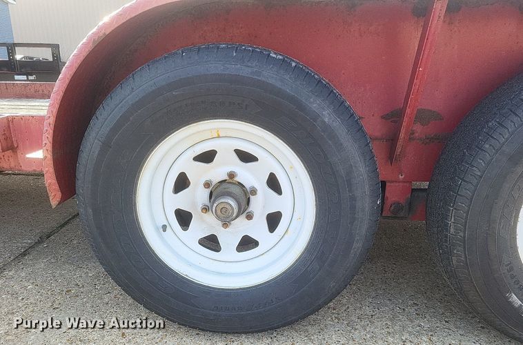 image for item MI9879 2013 Cronkhite 2616EHWA  equipment trailer